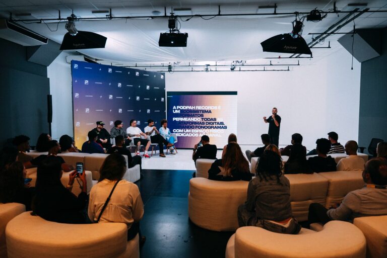 A música agora é o foco do Podpah